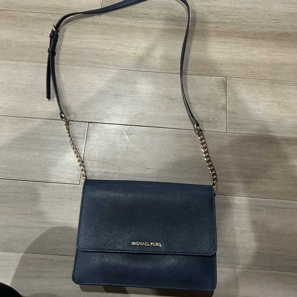 Micheal Kors Crossbody Bag